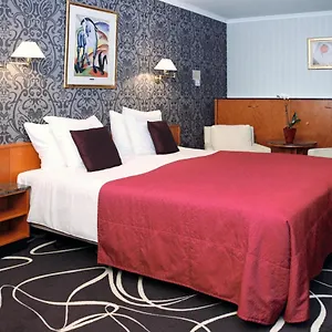 https://hotel-international.luxembourghotelsguide.com