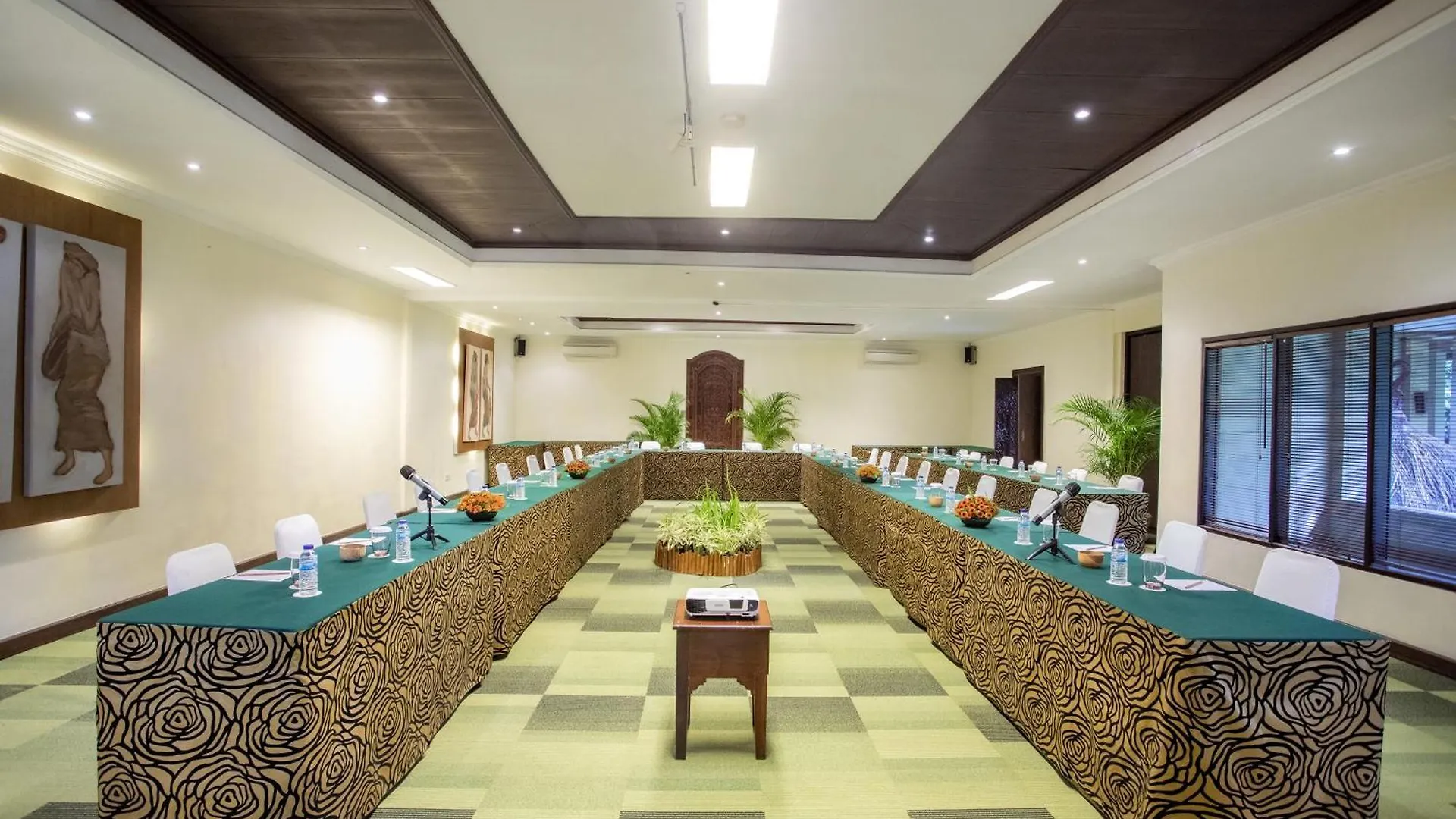 Risata Bali Resort & Spa Kuta  Hotel Kuta (Bali)